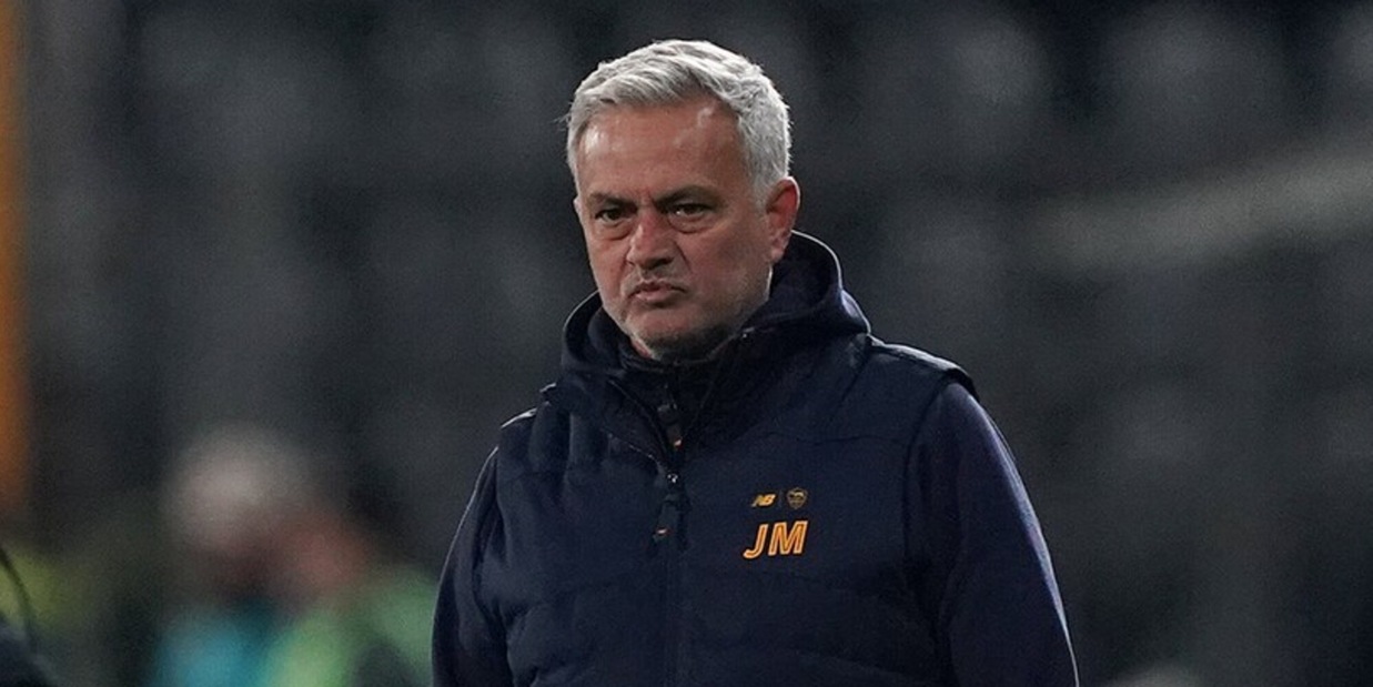 Mourinho in conferenza stampa: rileggi le parole in diretta Mourinho in conferenza stampa: rileggi le parole in diretta
