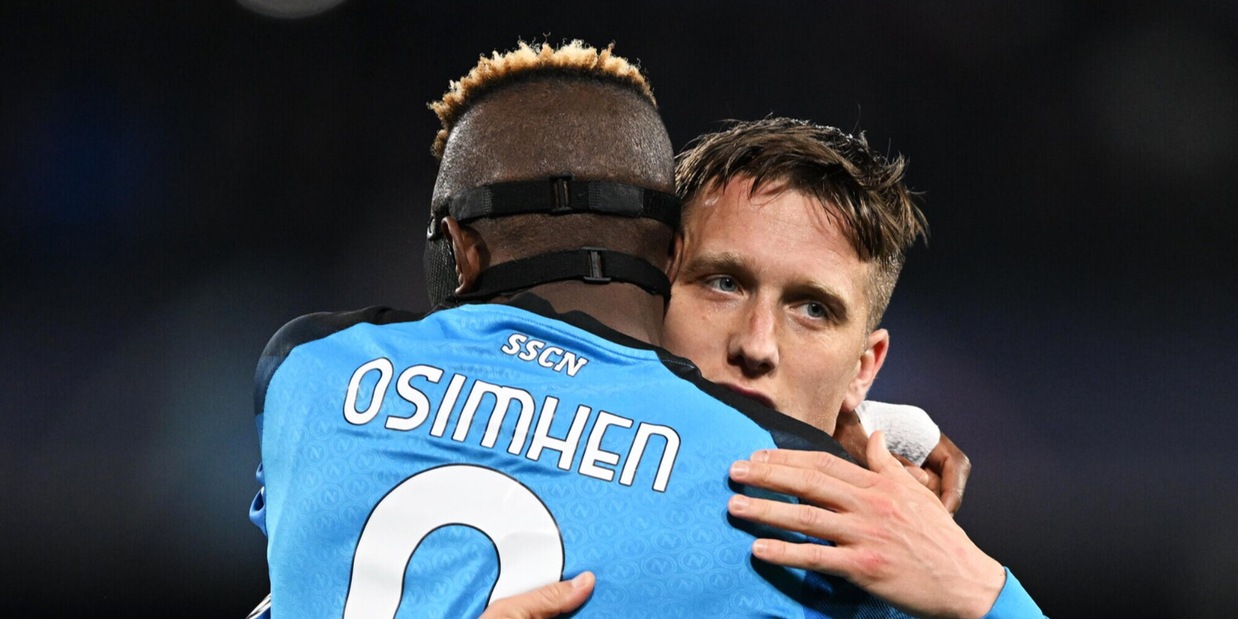 Napoli-Eintracht 3-0, rivivi la diretta: gli azzurri scrivono la storia e volano ai quarti