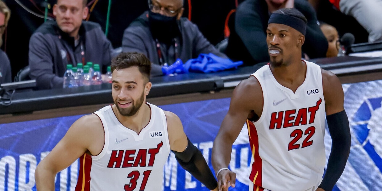 Nba, Butler e Strus trascinano Miami ai playoff