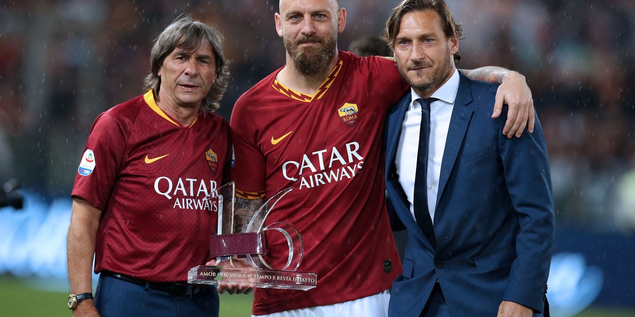 De Rossi, oltraggio alla bandiera: "Inorridisco"