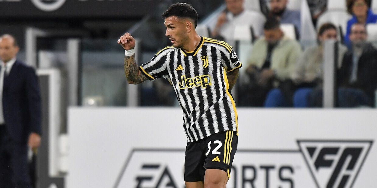 La Juve saluta Paredes: "È il momento di un nuovo capitolo"