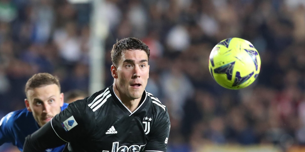 "Real Madrid, se non arriva Mbappé l'idea è Vlahovic"