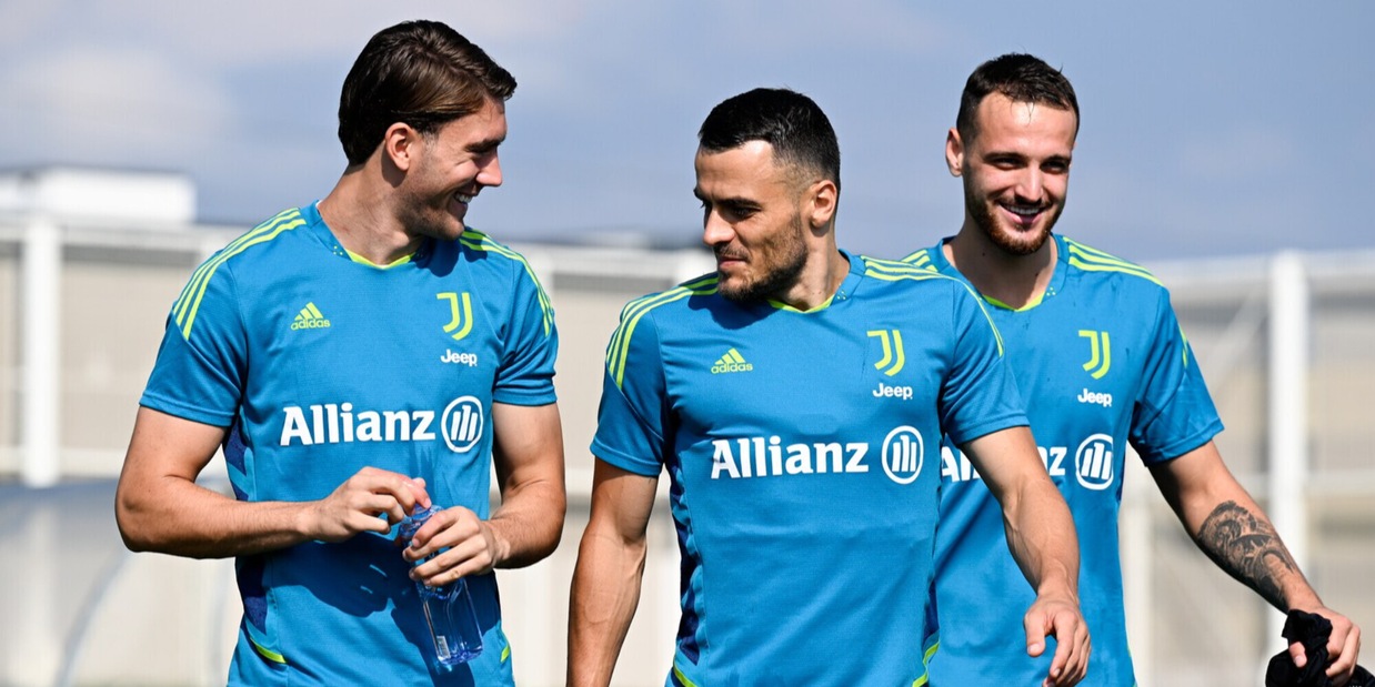 Juve, Gatti e Kostic cambiano numero: l'eredità è pesante