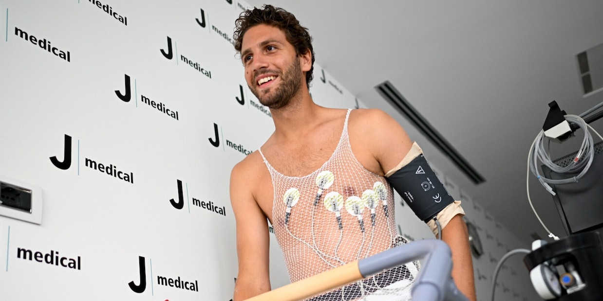 Ritiro Juve, iniziano gli allenamenti in campo