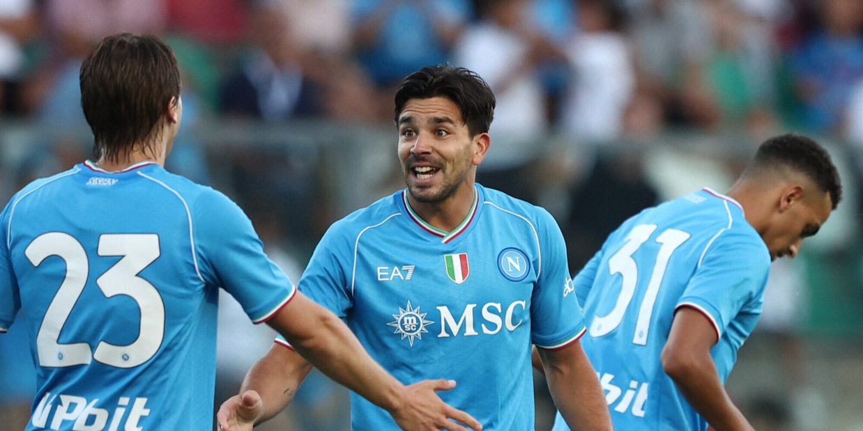 Diretta Napoli-Hatayspor 4-0: Osimhen e Simeone calano il poker