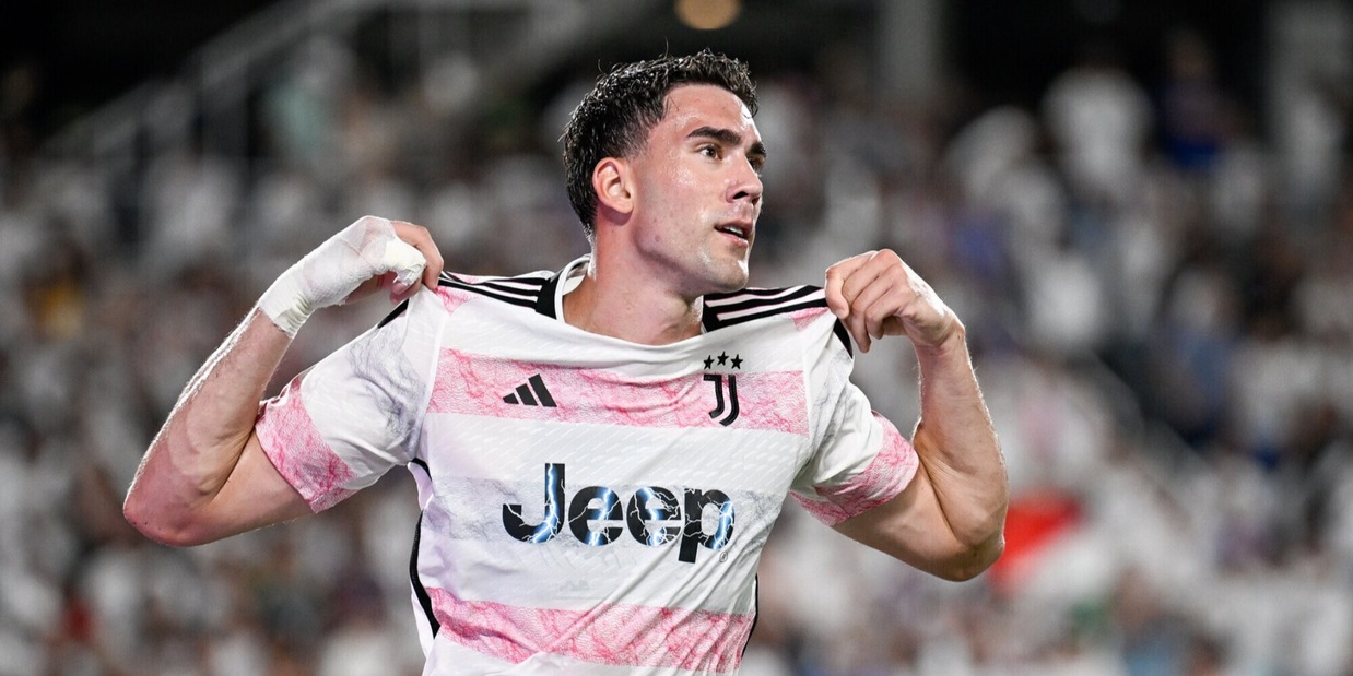 Vlahovic, esultanza pazzesca dopo il gol al Real: è un messaggio alla Juve