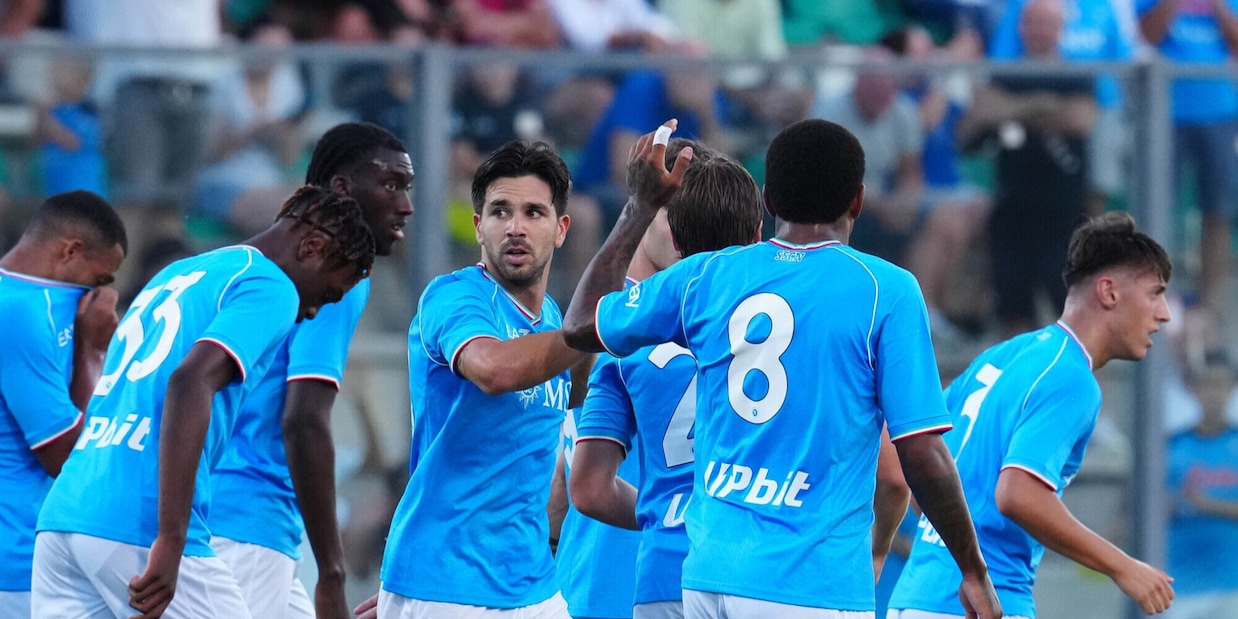 Probabili formazioni Napoli-Augsburg: Garcia schiera Simeone