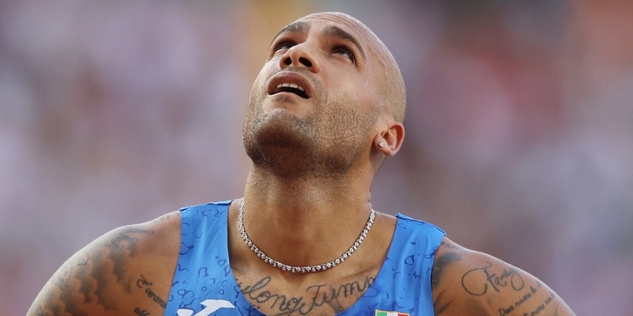 Jacobs, sfogo social in un lungo messaggio: "Non sono il vero me..."