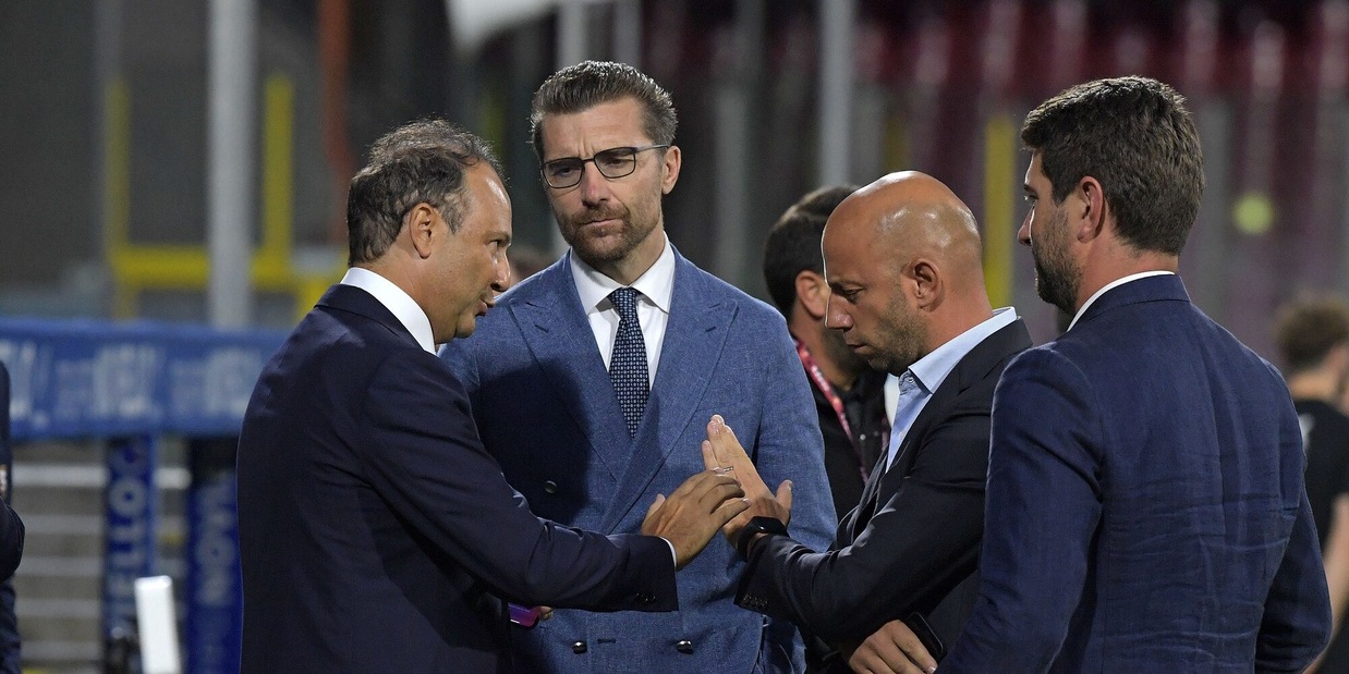 Salernitana, Iervolino furioso: "Arbitro scandaloso"