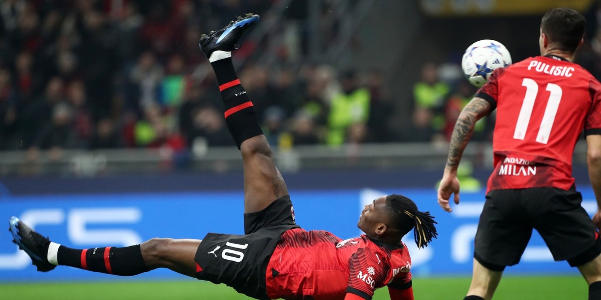 Milan-Psg 2-1: guarda i gol e gli highlights. Leao, che rovesciata!