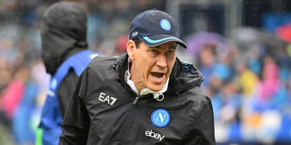 Mazzarri al Napoli, è ufficiale. Garcia esonerato. Rivivi la diretta con le ultime news