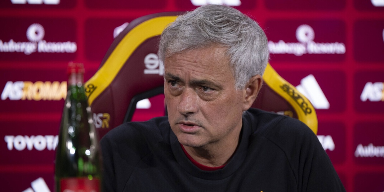 Roma, Mourinho in conferenza stampa: rivivi la diretta