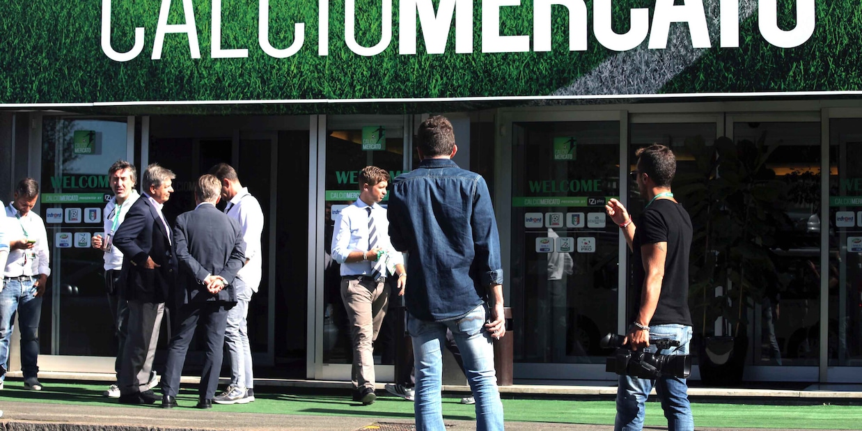 Calciomercato, da domani tutti al Melia