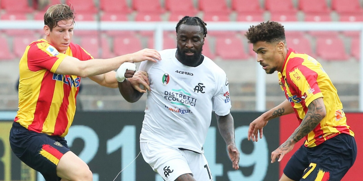 Lecce, ufficiali i rinnovi di Baschirotto e Gendrey: i dettagli