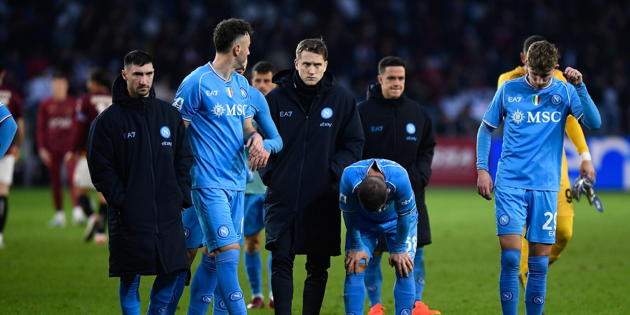 Napoli, il girone infernale e il segnale di Conte