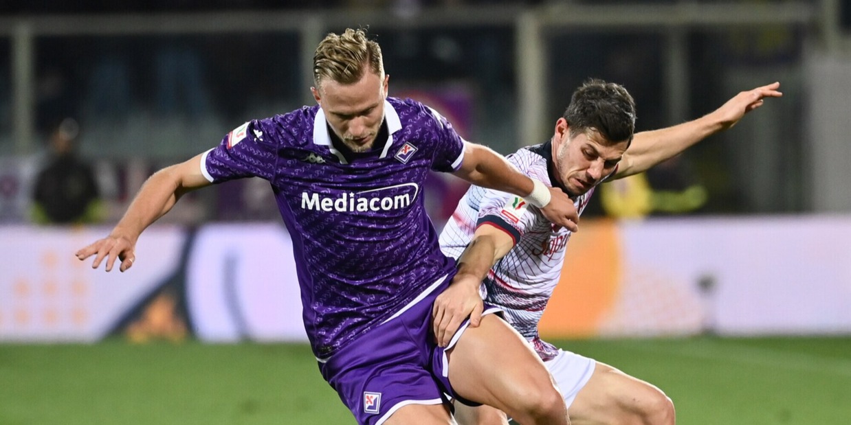 Napoli, un tè nel deserto per Barak