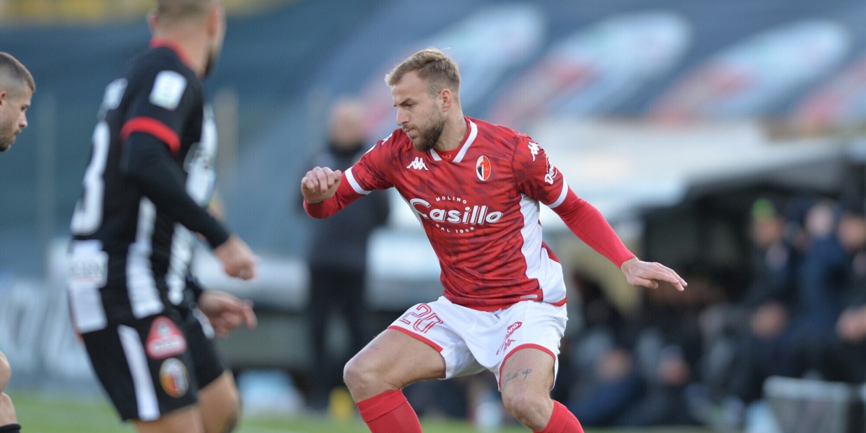 Serie B: il Bari di Marino si illude, l'Ascoli rimonta e pareggia, sorride Castori