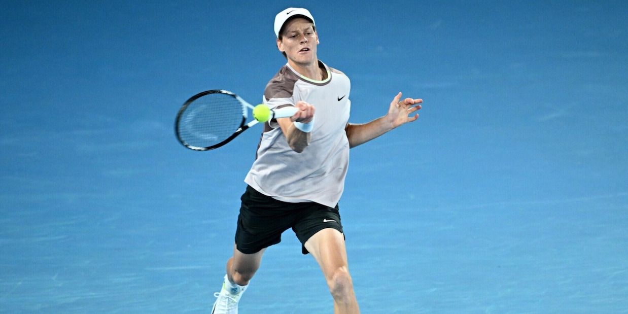 Sinner batte Rublev e aspetta Djokovic in semifinale agli Australian Open!