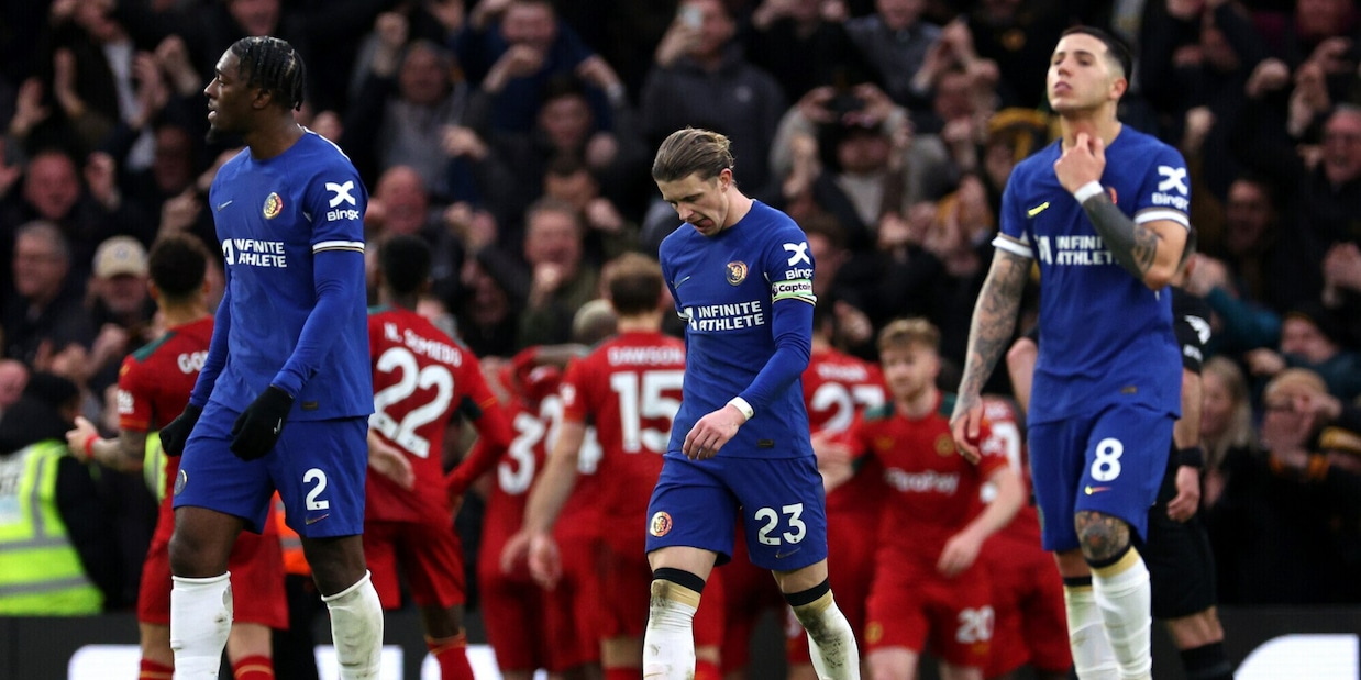 Chelsea ko: undicesimo e fischiato. I tifosi vogliono Mourinho