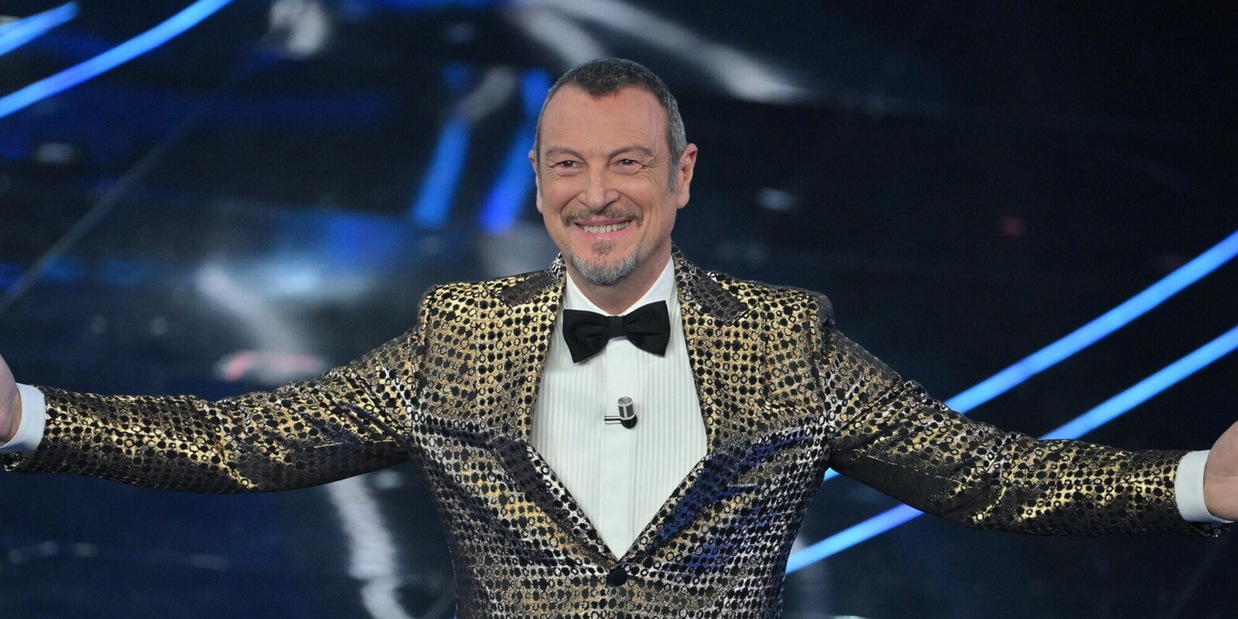 Amadeus dopo il caos John Travolta a Sanremo: "Non si parla di una cosa importante"