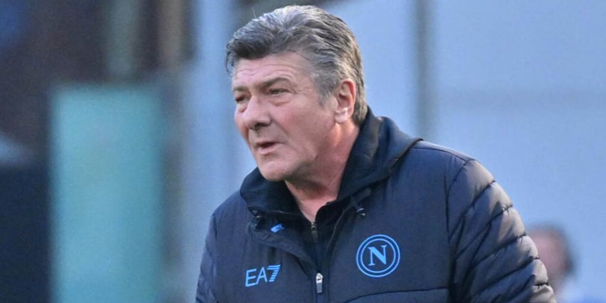 Napoli, Mazzarri lascia Castel Volturno: "Un saluto a tutti"