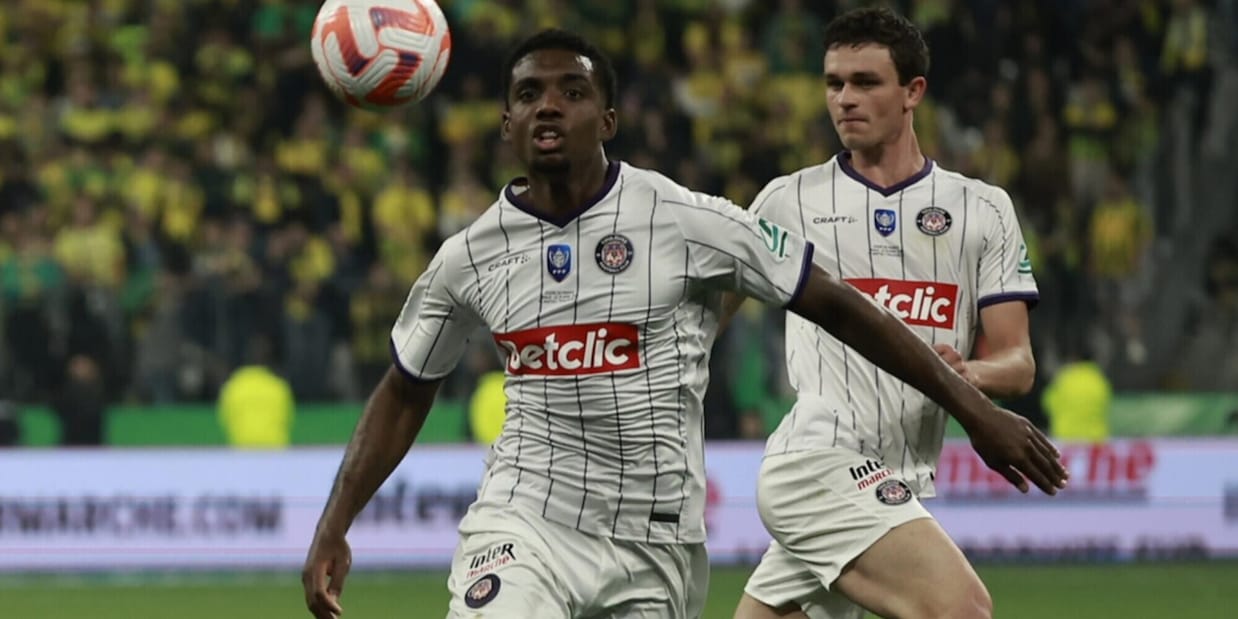 Logan Costa, il difensore più corteggiato in Francia