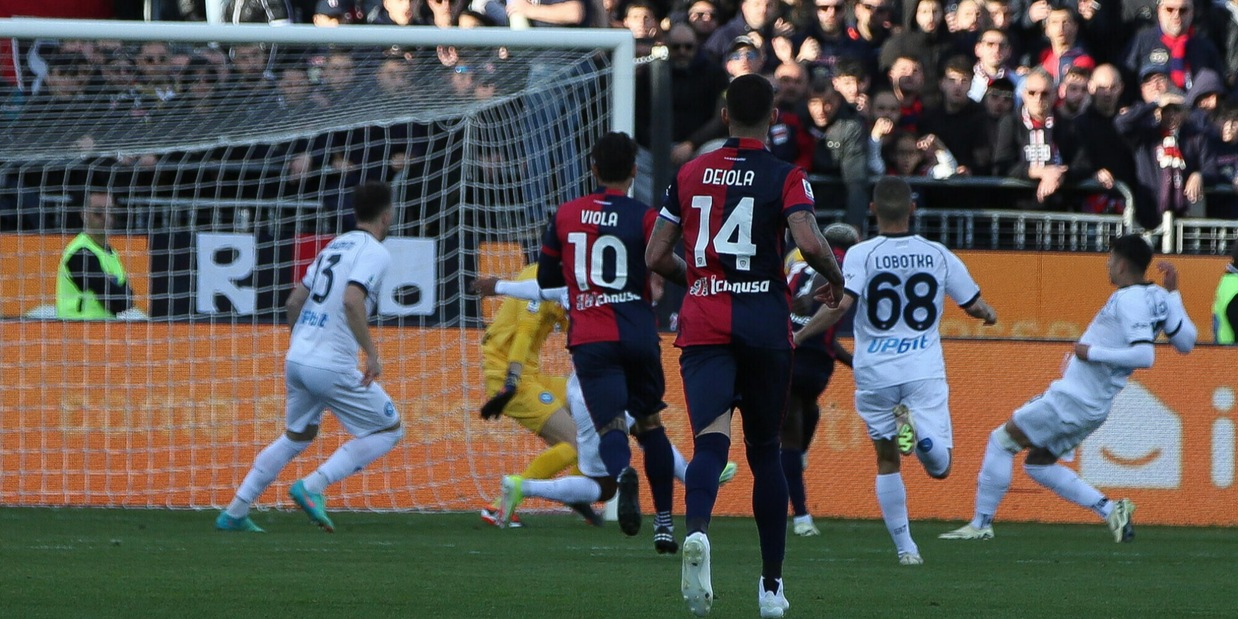 Cagliari-Napoli 1-1, rivivi la diretta: Osimhen sblocca, Luvumbo pareggia al 96'