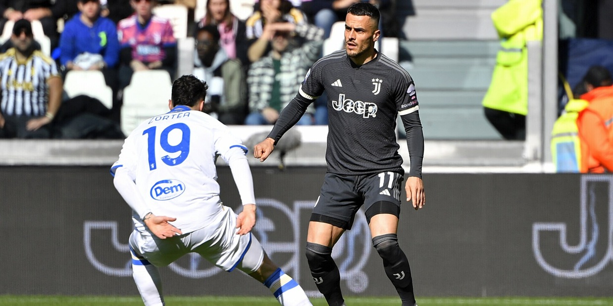 Pagelle Juve-Frosinone: Kostic frenato, Rugani decisivo