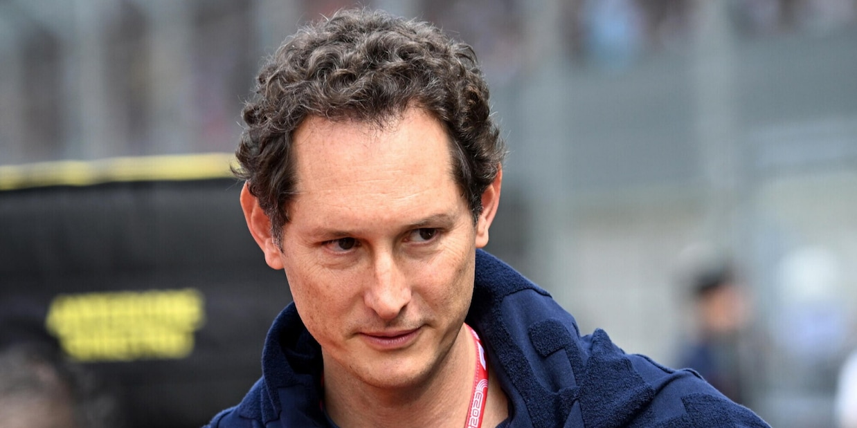 Drone sulla casa di John Elkann: querelato Porta a Porta di Bruno Vespa