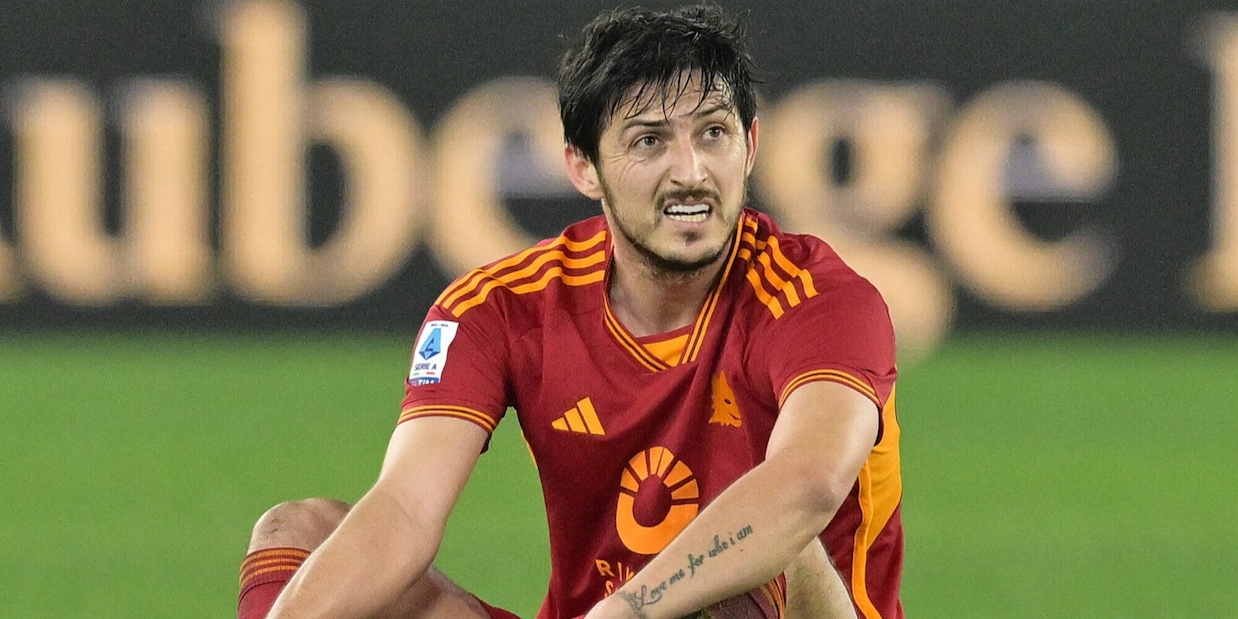 Azmoun torna a Roma dopo l'infortunio: l'esito degli esami, come sta