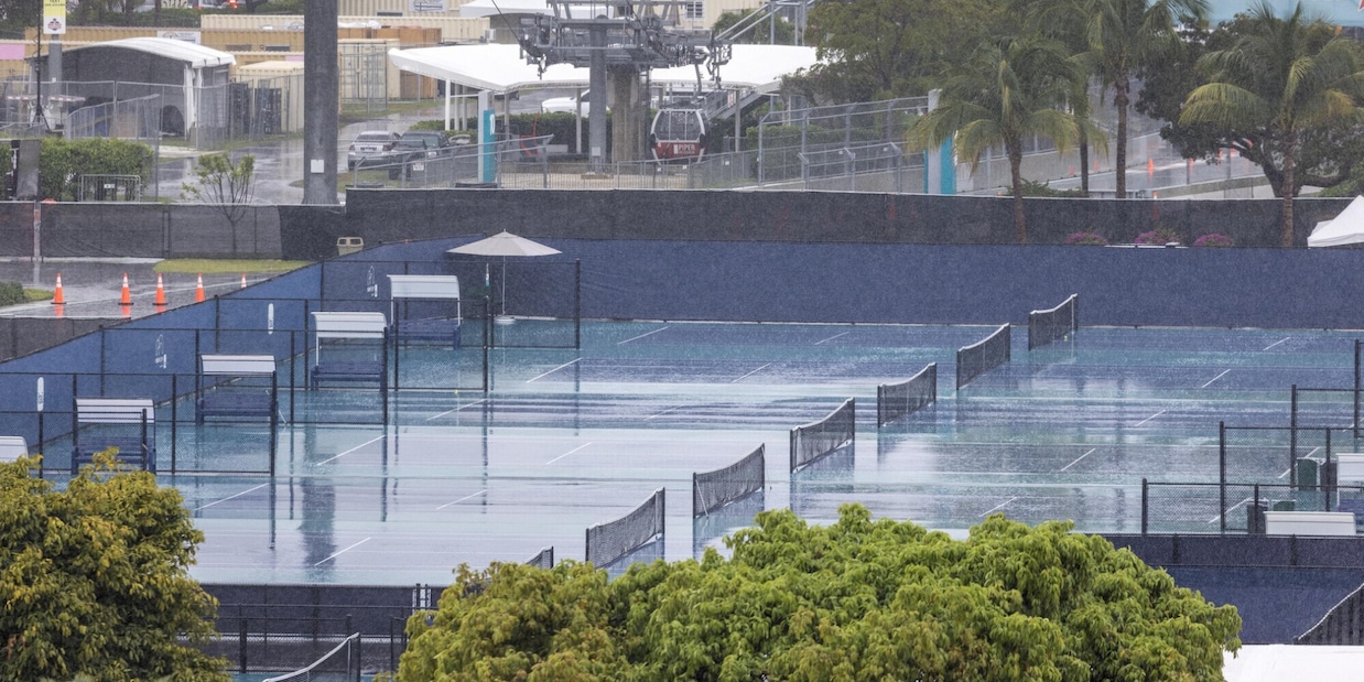 Sinner, maltempo a Miami: a rischio la sfida con Vavassori. Si prova a giocare