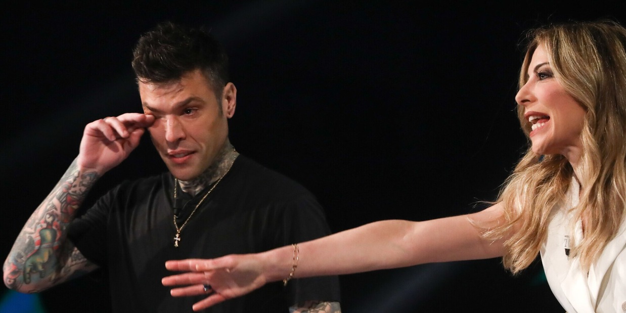 Fedez a Belve: orario e dove vedere il programma della Fagnani in tv