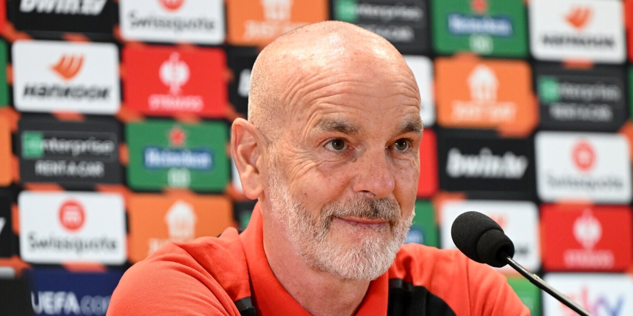 Pioli, che frecciata a De Rossi: "Ultima spiaggia? Noi giocheremo la Champions..."