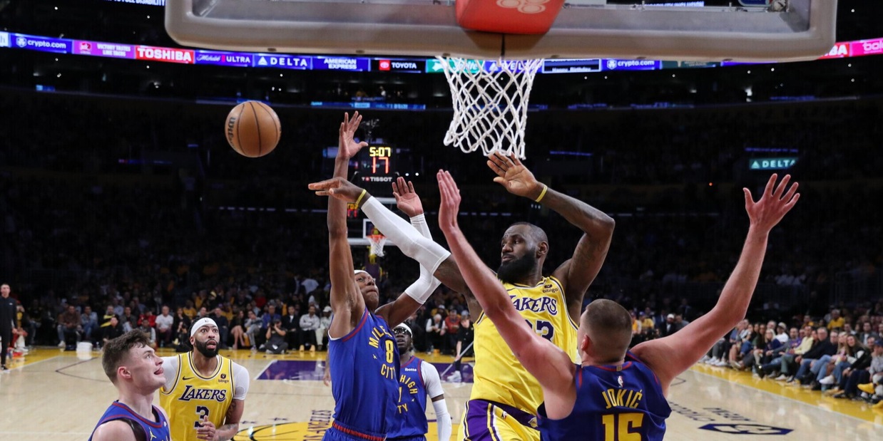Nba, Denver batte i Lakers e va sul 3-0. Super Banchero con i Magic