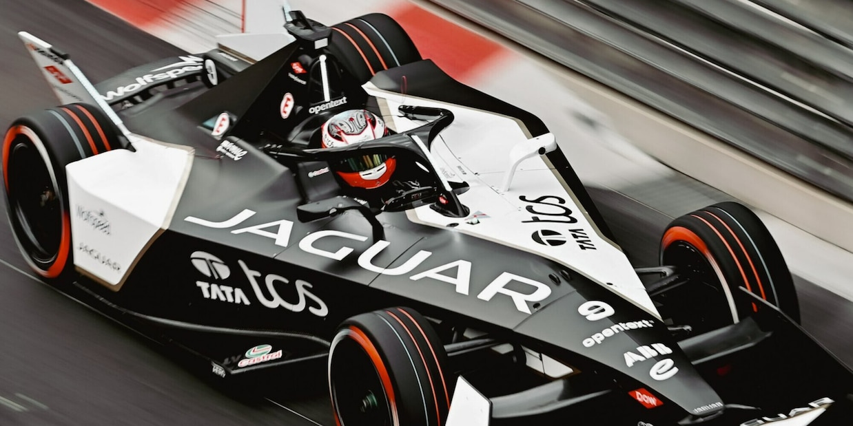 Formula E, doppietta Jaguar a Monaco: vince Evans