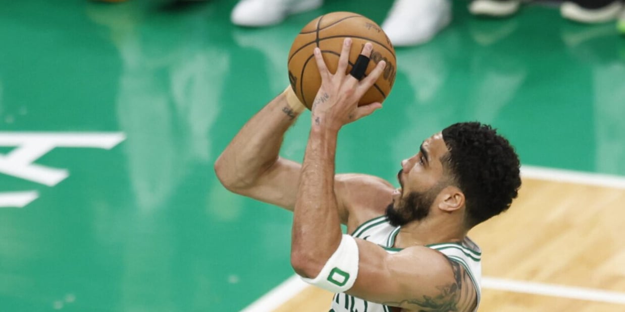 Playoff Nba: Boston vede la finale, Oklahoma vince a Dallas