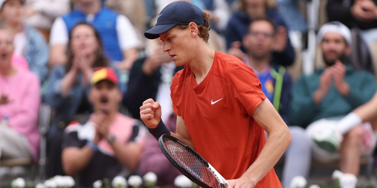 Pioggia no stop al Roland Garros, cosa cambia per Sinner e per il programma