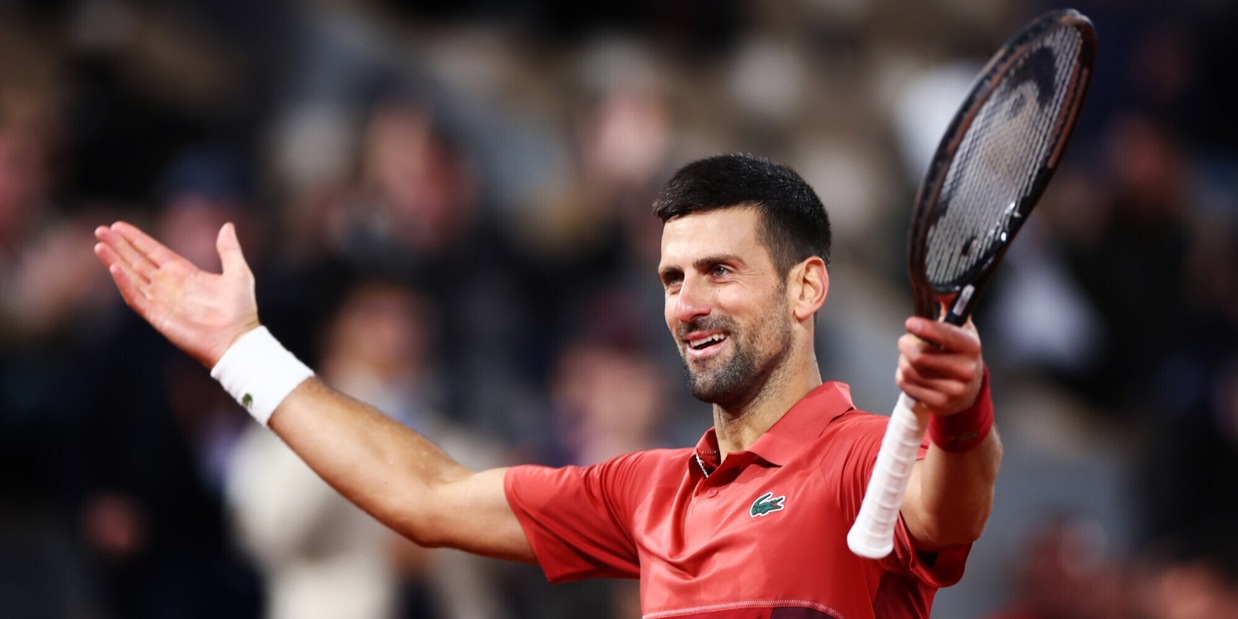 Roland Garros, Musetti sfiora l'impresa: Djokovic si salva e resta numero uno
