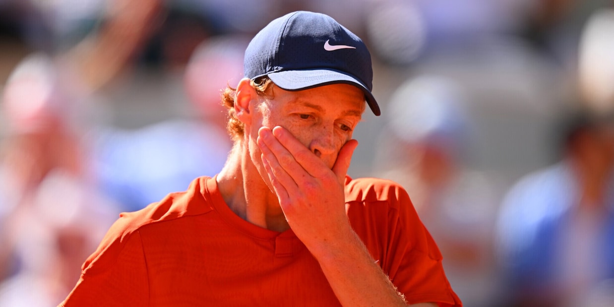 Sinner, il cuore non basta: Alcaraz in finale al Roland Garros. Rivivi la diretta