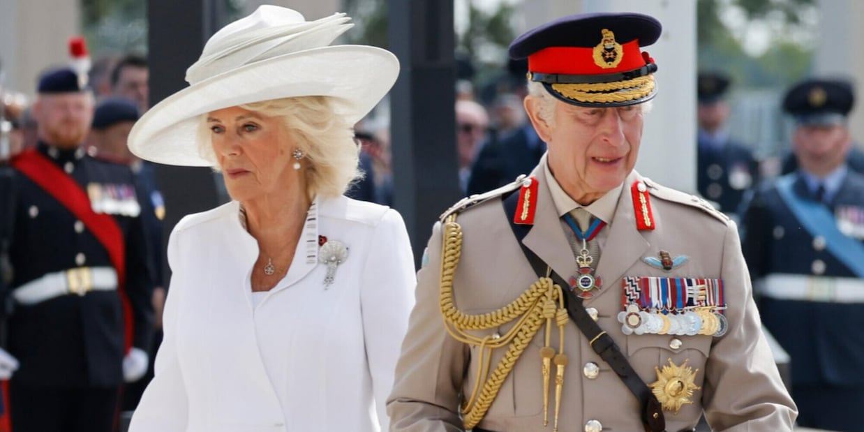 Re Carlo e il tumore. Parla Camilla: "Non fa quello che deve fare"