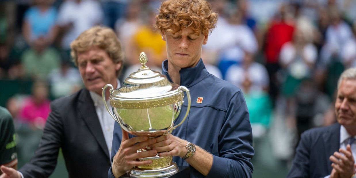 Sinner-Hurkacz, finale Halle: l'azzurro trionfa in due set. Rivivi il LIVE