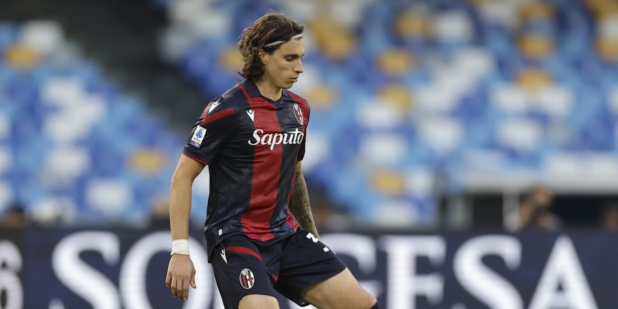 Bologna, accordo con Calafiori: parte solo per le big, c’è la clausola anti Juve