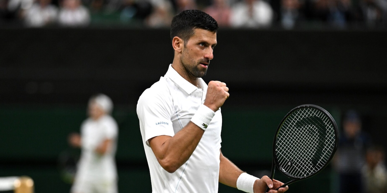 De Minaur si ritira, Djokovic in semifinale a Wimbledon senza giocare