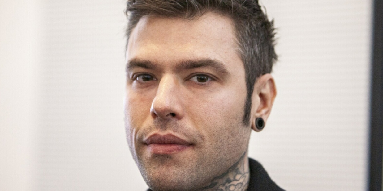 Fedez in ospedale, come sta? "Situazione delicata". La scelta di Chiara Ferragni