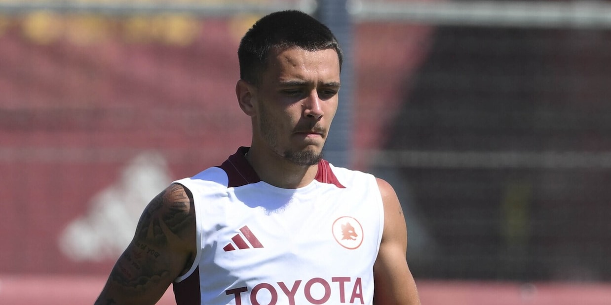 Roma, sei gol al Latina in amichevole. Le Fée si muove bene e segna una rete