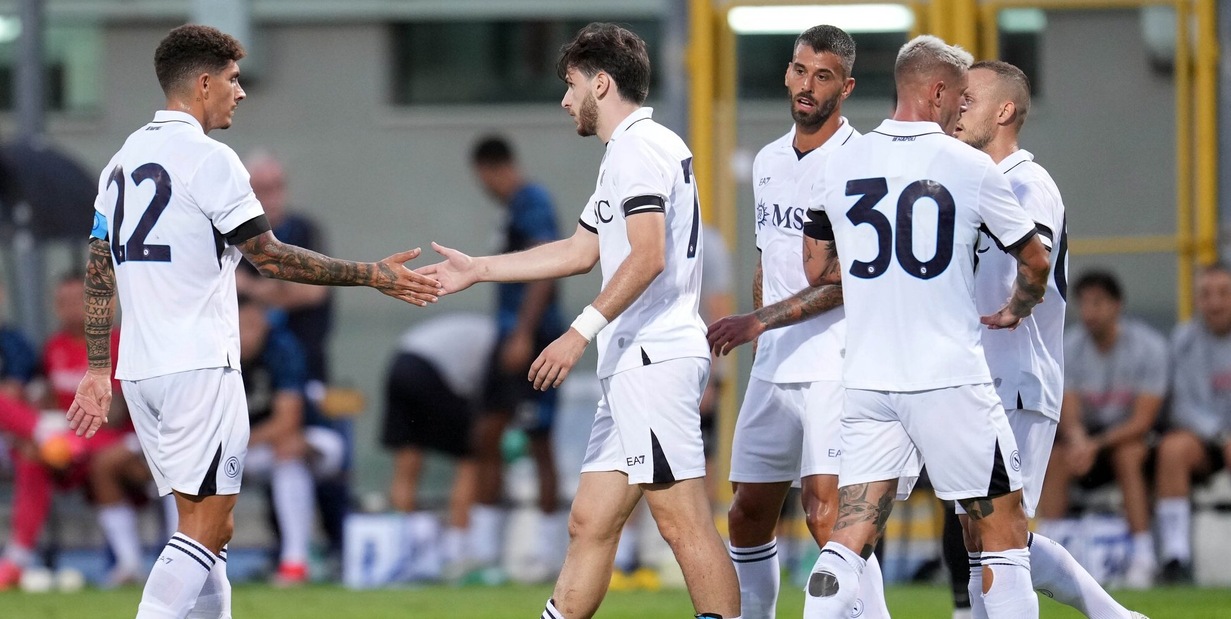 Pagelle Napoli-Egnatia: da Kvaratskhelia a Di Lorenzo, i migliori di Conte