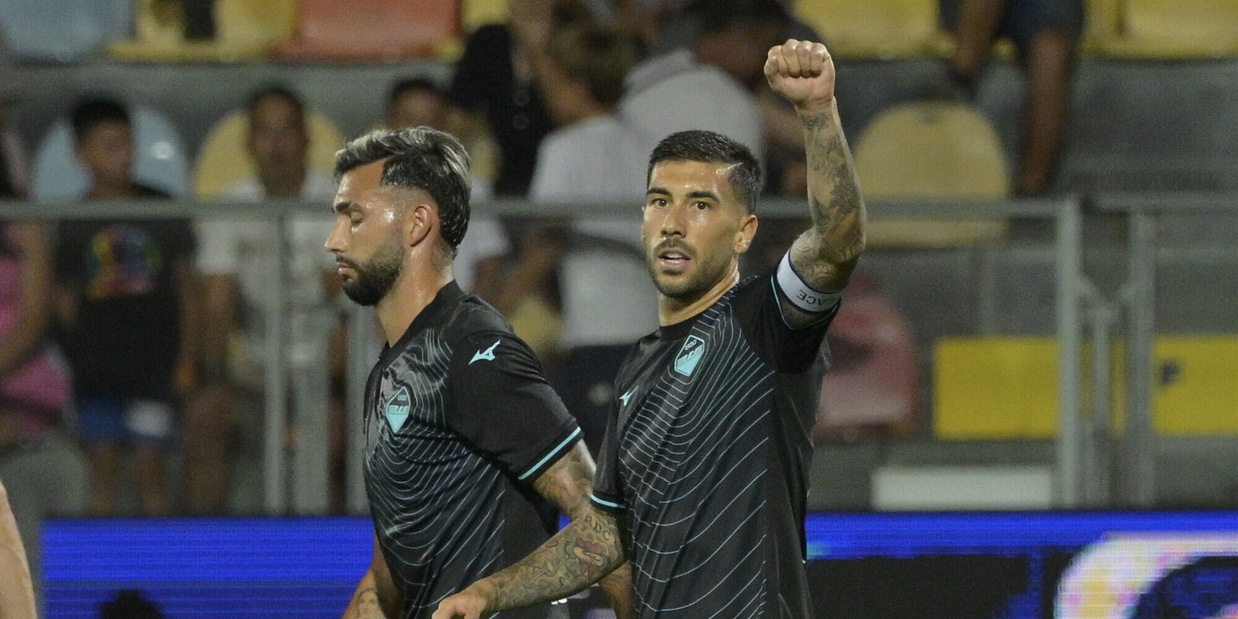 Frosinone-Lazio 0-2, decidono Zaccagni e Vecino: rivivi la diretta