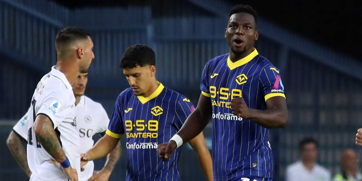 Conte, partenza shock: il Verona ne fa tre al Napoli, rivivi la diretta