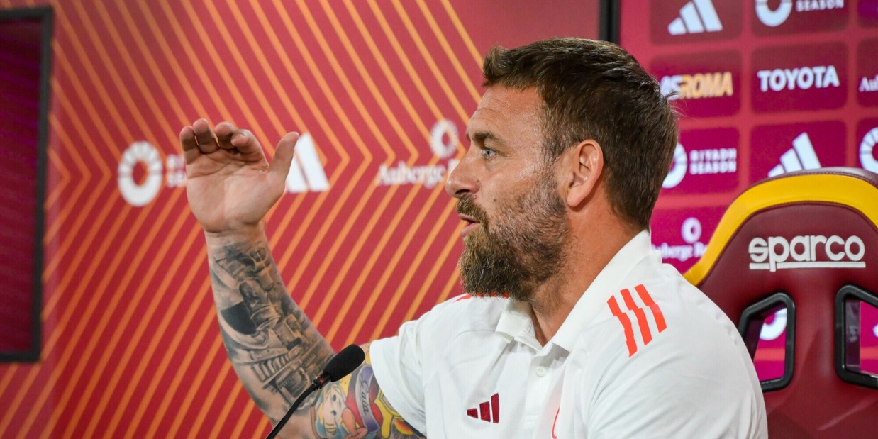 De Rossi a tutto campo: "Pellegrini, Soulé, la mia Roma e... i videogiochi"