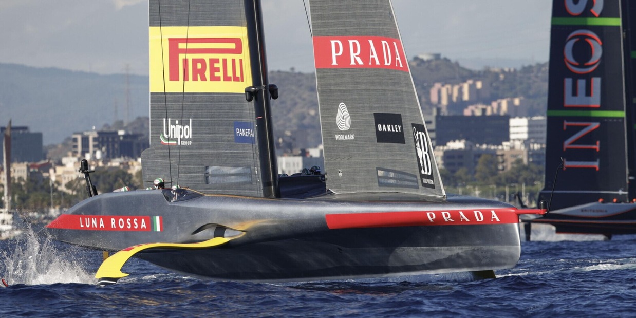 Luna Rossa-Ineos Britannia 2-2, testa a testa nella finale della Louis Vuitton Cup